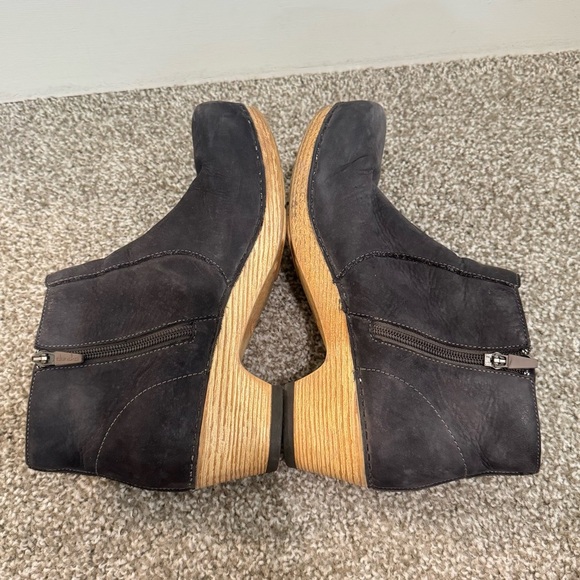 Dansko Maria Leather Milled Nubuck Ankle Boots Grey Black Western Fall Boho - Picture 2 of 11